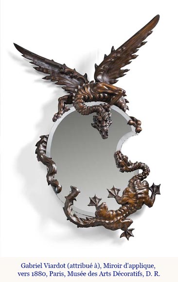 Gabriel VIARDOT (attribué à), Grand miroir japonisant en forme de croissant de lune orné d’un dragon, seconde moitié du XIXe siècle-11