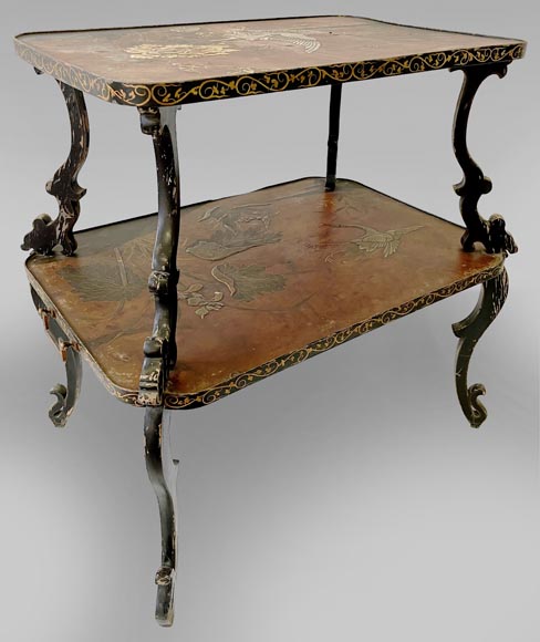 Louis MAJORELLE (attr.à) Table à thé à décor en vernis Martin, vers 1880-1890-0