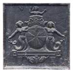 Plaque de cheminée aux armes d'un représentant de la maison de Rogres Champignelle, XVIIIe siècle