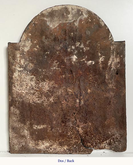 Plaque de cheminée aux armes du dauphin datée 1700-7