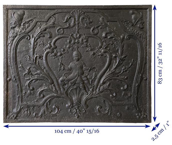 Grande plaque de cheminée de style Louis XV en fonte-8