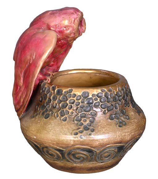 Eduard Stellmacher (attribué à) pour Amphora, Vase à la chouette en faïence, fin des années 1890-2