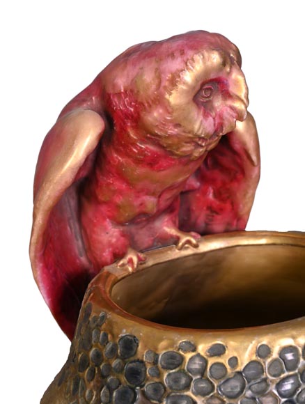 Eduard Stellmacher (attribué à) pour Amphora, Vase à la chouette en faïence, fin des années 1890-5