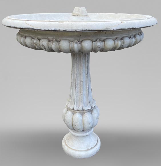 Petite fontaine en marbre de Carrare-0