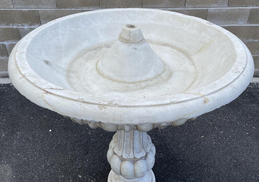 Petite fontaine en marbre de Carrare-2