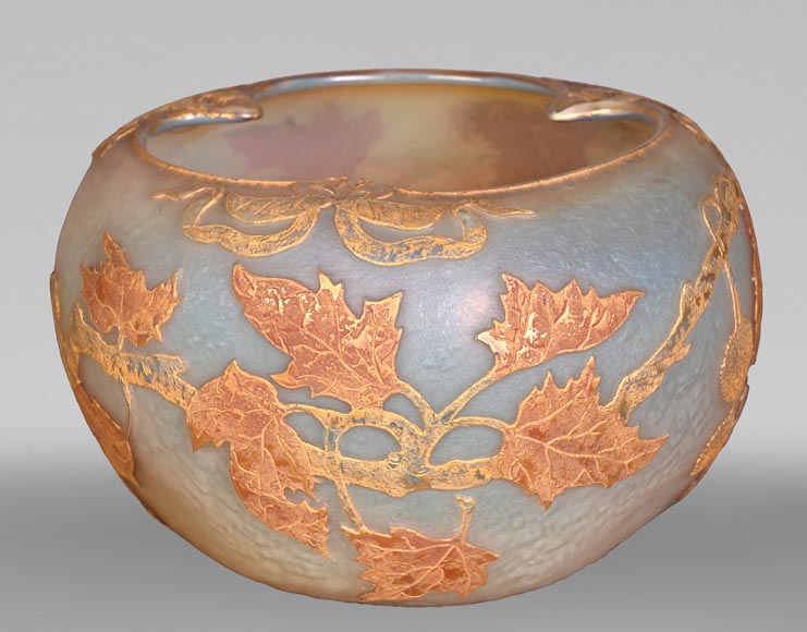 DAUM Nancy — Vase Art Nouveau « Feuilles d’érable »-0
