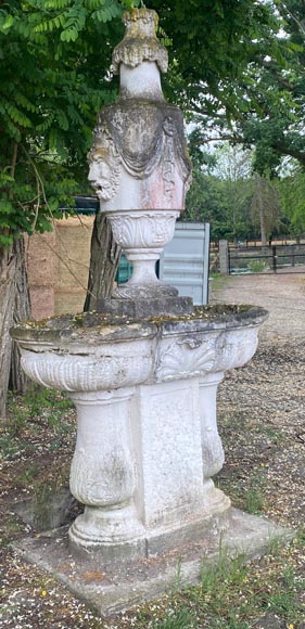 Fontaine de jardin à double vasque en pierre de style Régence-2