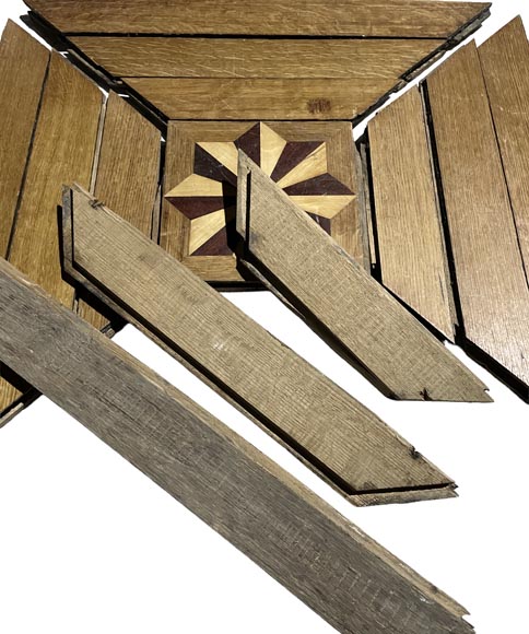 Lots de 105 m² en point de Hongrie, grande frise à dents de scie et motifs étoile-6