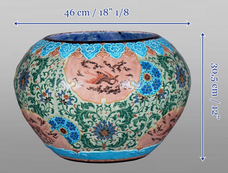 JULES VIEILLARD & COMPAGNIE, grand cache-pot japonisant en faïence de Bordeaux et décor d’émail polychrome-5