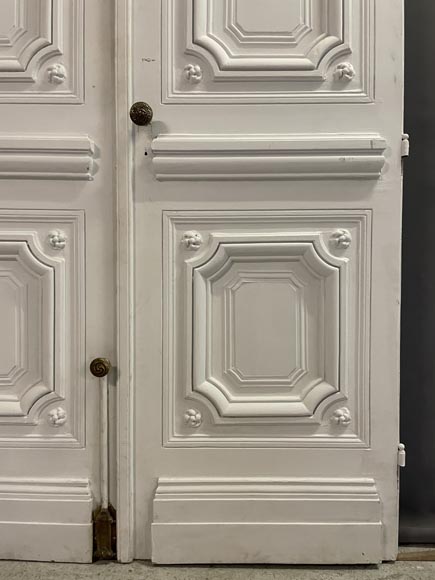 Paire de grandes doubles portes de style Napoléon III richement décorées-6