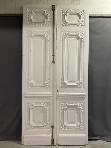 Paire de grandes doubles portes de style Napoléon III richement décorées-15