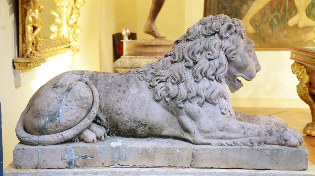 Paire de statues de lion en terre cuite, XVIIIe siècle-1