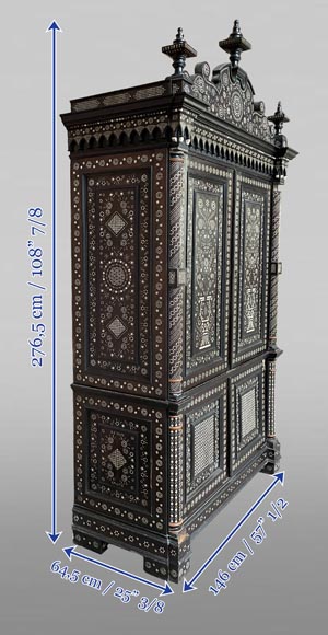 Cabinet en palissandre, marqueterie d’os et de bois clair-11