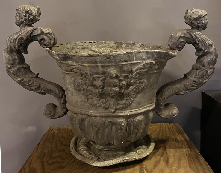 Vase en plomb de style baroque anglais, Fonderie Bulbeck, XIXe siècle-11