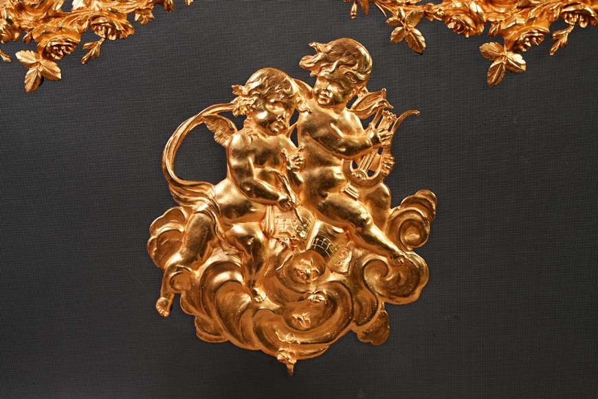 Pare étincelle en bronze doré de style Napoléon III-1