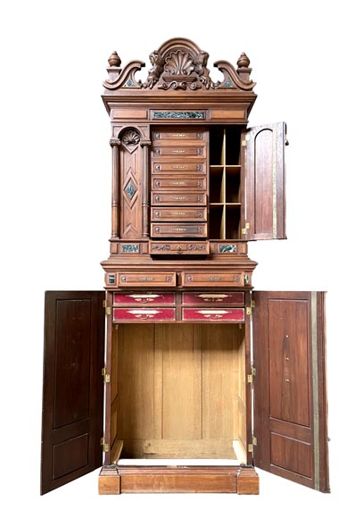 Cabinet d’apparat néo-Renaissance d’époque Napoléon III, noyer sculpté et inserts de marbre vert de me-5