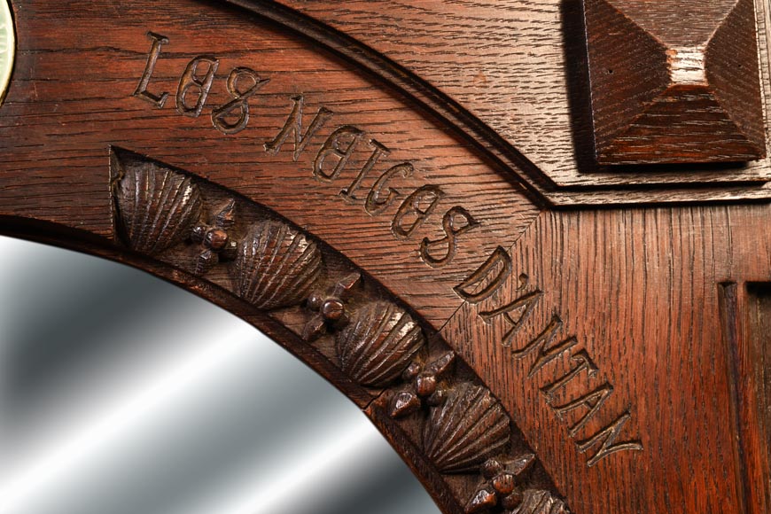 DECK Théodore, miroir monumental en chêne orné de médaillons en faïence verte-9