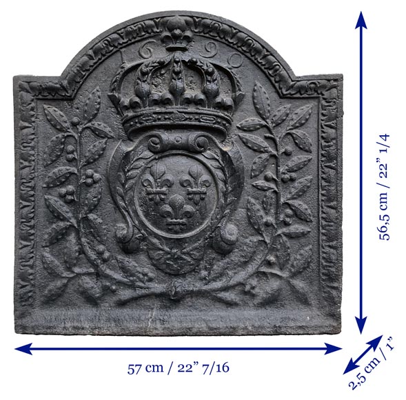 Plaque de cheminée de 1690 aux armes de France-10