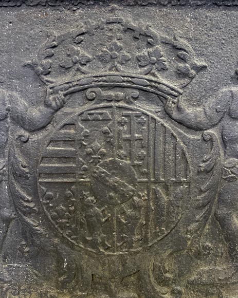 Plaque de cheminée aux armes du duc de Lorraine et de Bar de Léopold Ier-1