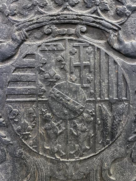 Plaque de cheminée ornées des armes du duc de Lorraine et de Bar, Léopold Ier-2