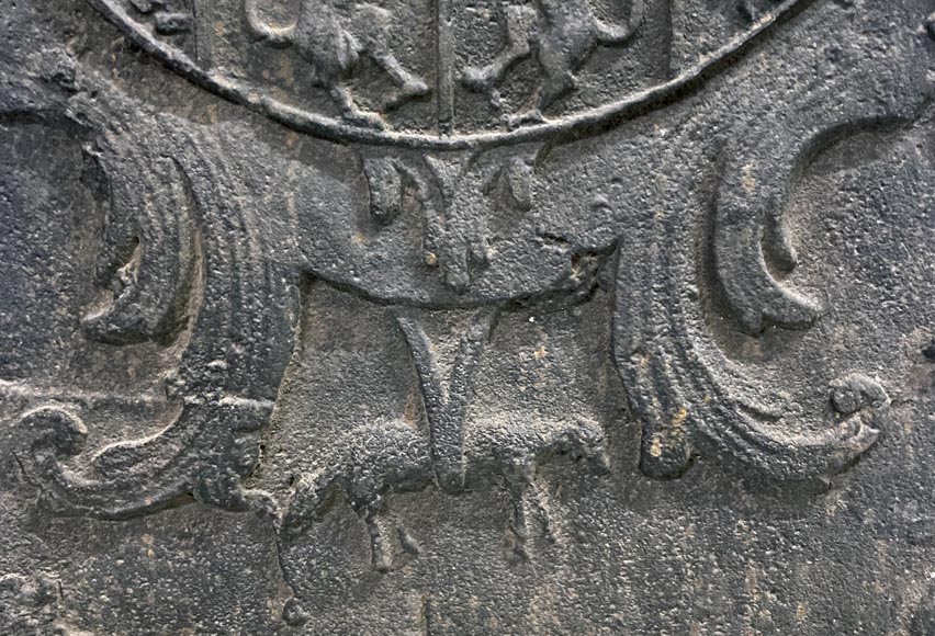 Plaque de cheminée ornées des armes du duc de Lorraine et de Bar, Léopold Ier-3
