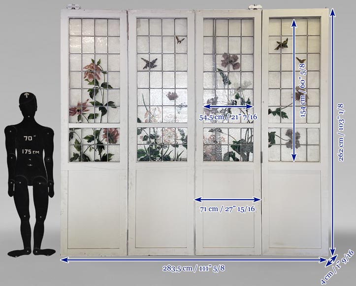 Porte quadruple coulissante aux vitraux ornés d'oiseaux et de végétaux-9