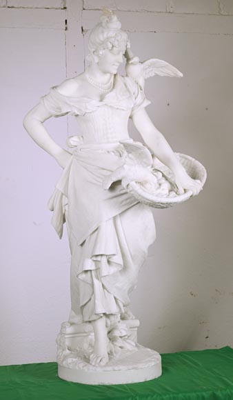 Femme aux oiseaux, probablement Vittorio Caradossi, marbre, 1887, Florence-1