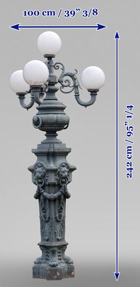Quatre lampadaires en fonte du Val d’Osne à quatre lumières-14