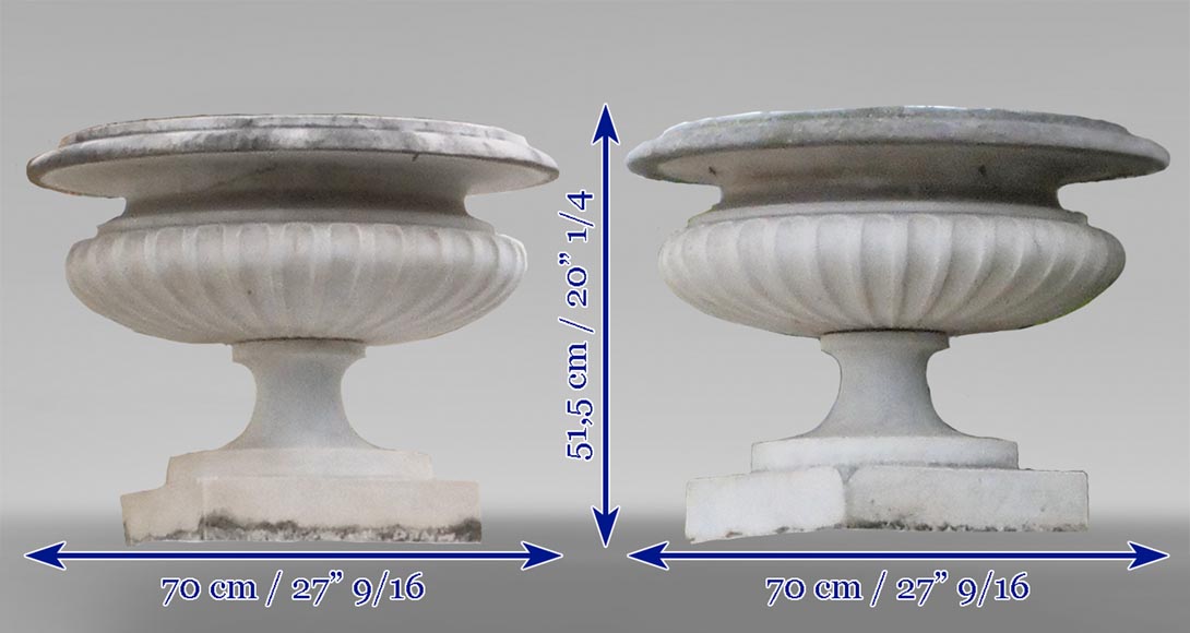Paire de vasques de style classique en marbre-9