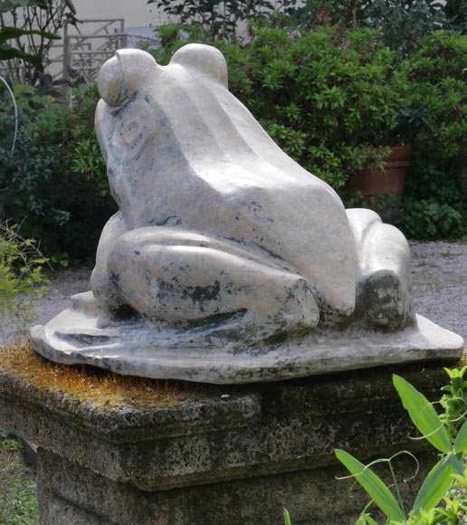 Paire de statues de grenouille en marbre des années 1950-4