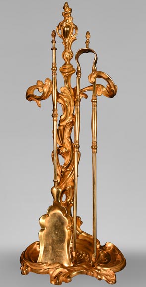 Serviteur de cheminée en bronze doré de style Louis XV-0
