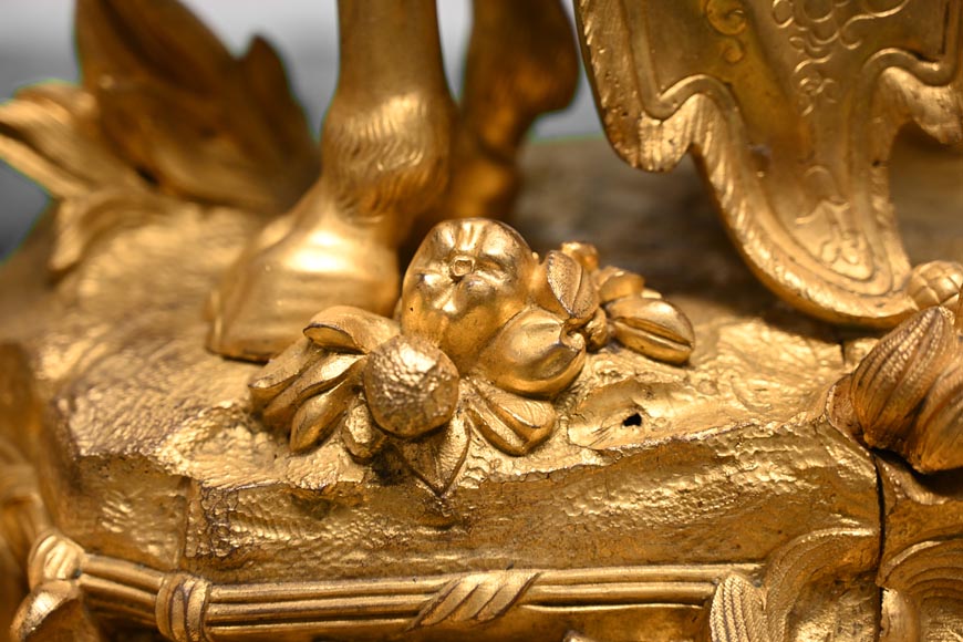 Pendule de style rocaille au dromadaire-8