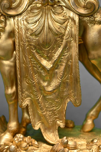 Pendule de style rocaille au dromadaire-9