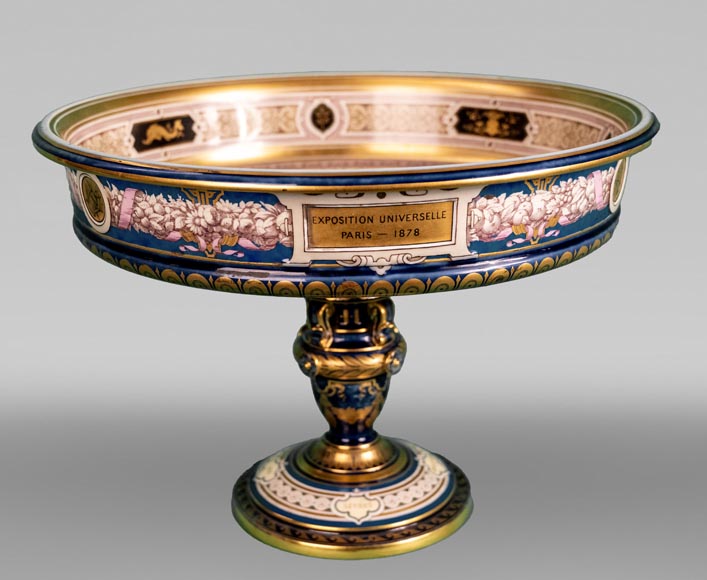 Manufacture de SÈVRES, Coupe de vainqueur de l'Exposition Universelle 1878-0