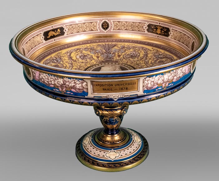 Manufacture de SÈVRES, Coupe de vainqueur de l'Exposition Universelle 1878-1
