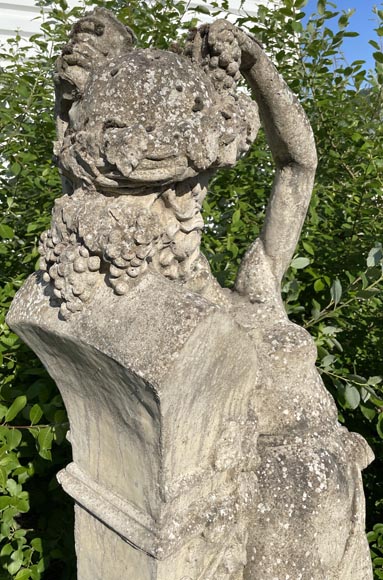 Statue de jardin en pierre composite représentant une femme rendant hommage à Baccus-12