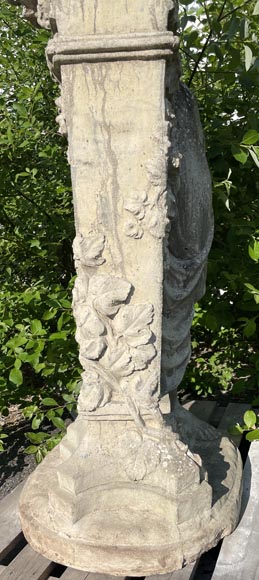 Statue de jardin en pierre composite représentant une femme rendant hommage à Baccus-16