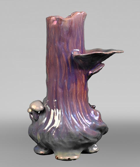 BOCH Frères, Vase Art Nouveau en faïence irisée au décor de crapaud et de champignons, fin du XIXe siècle-2