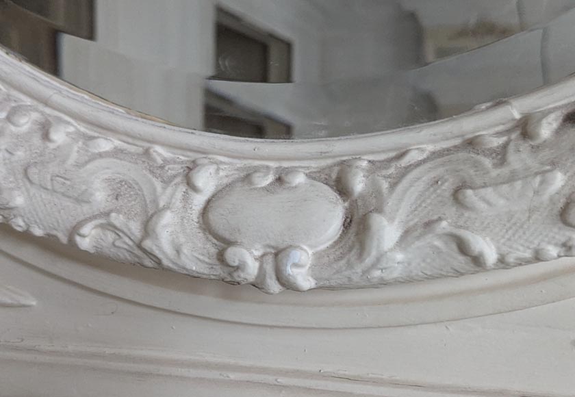 Trumeau de style Napoléon III richement décoré au miroir ovale biseauté-7