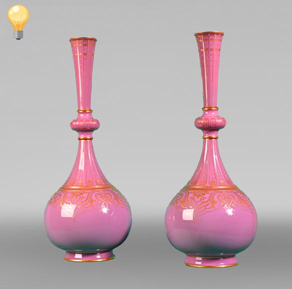 Manufacture de SÈVRES, Paire de vases caméléon du modèle bouteille persane, 1874-1