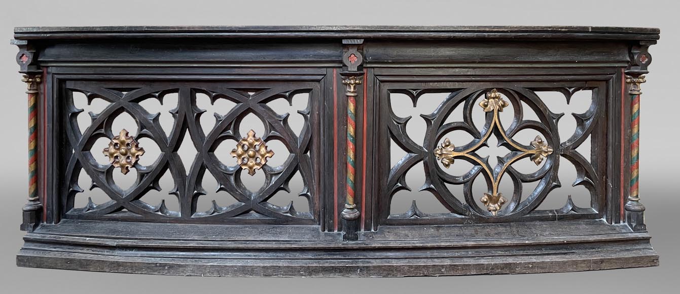 Élément de balustrade néo-gothique en bois doré et polychrome, XIXe siècle-0