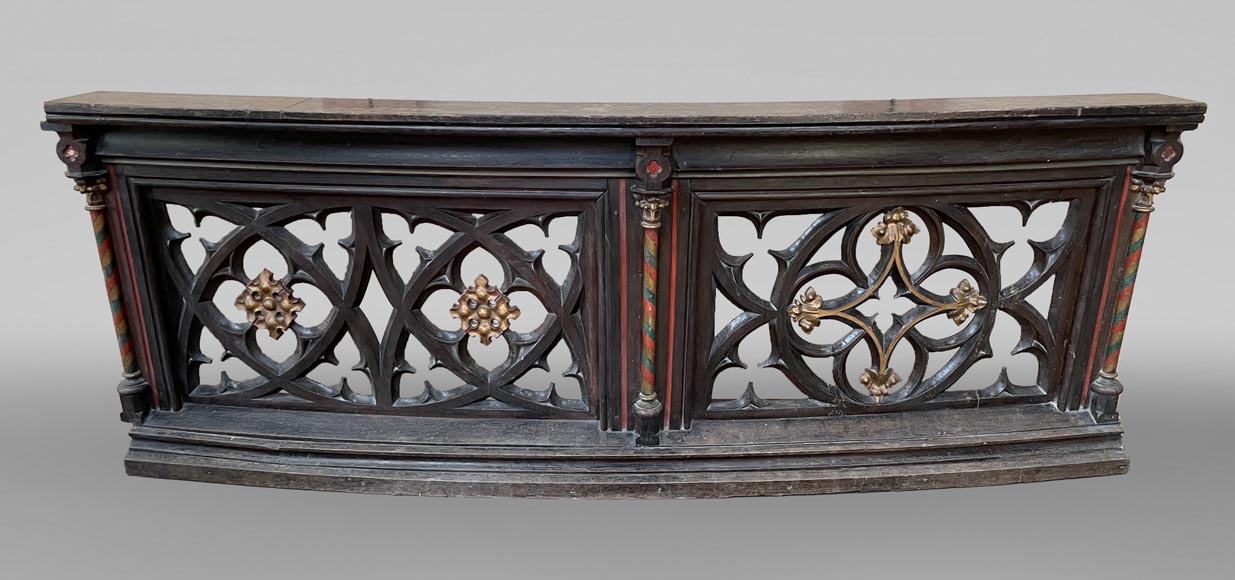 Élément de balustrade néo-gothique en bois doré et polychrome, XIXe siècle-1