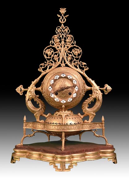 Victor GEOFFROY-DECHAUME (modèle), Auguste-Maximilien DELAFONTAINE (bronzier), Garniture « persane » en bronze doré, vers 1852-1