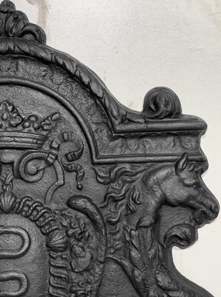 Plaque de cheminée aux serpents, aux armes de Colbert Plaque de cheminée aux serpents, aux armes de Colbert-6