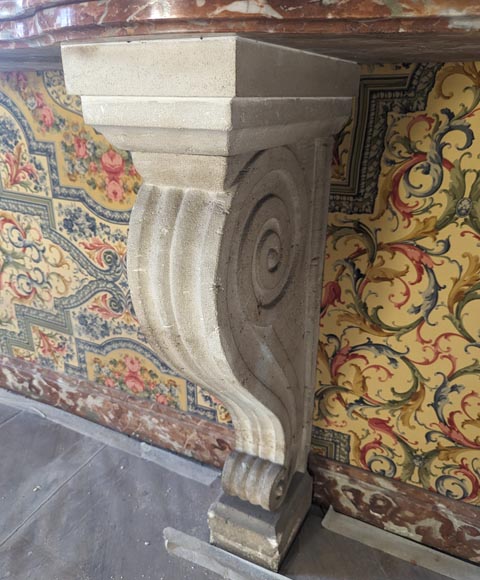 Console en marbre du Languedoc et pieds en pierre-3