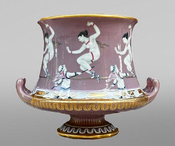 Manufacture de Sèvres, Vase cubiforme à décor de danseurs de corde, 1867-1869-0