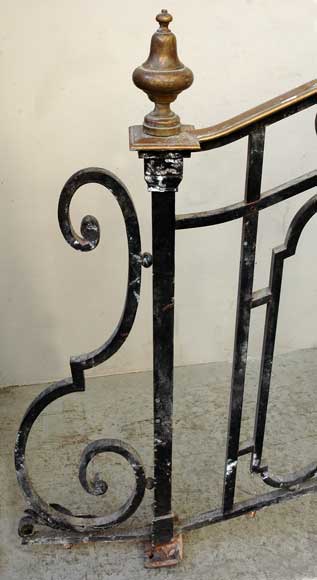 Rampe d'escalier en fer forgé avec main courante en laiton-10
