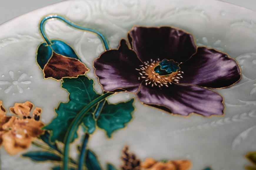 Théodore DECK, Plat d’ornement en céramique émaillée au décor de fleurs de pavot-7