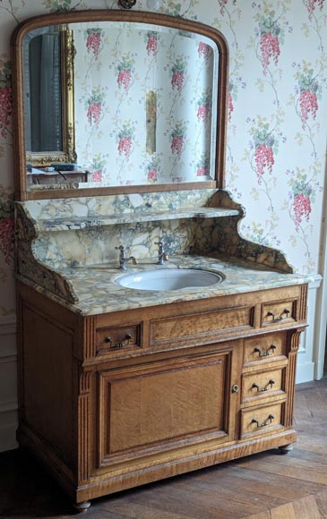 Petit lavabo de barbier en chêne et marbre Brèche de Médoue-2