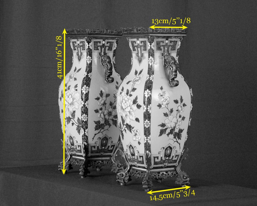 Maison Alphonse GIROUX et Charles FICQUENET : Paire de Vases japonisants-4
